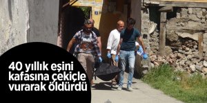 40 yıllık eşini kafasına çekiçle vurarak öldürdü