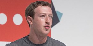 Zuckerberg, İngiltere'de İfadeye Çağrıldı