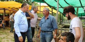 Akgül ‘den kurban pazarı sözü