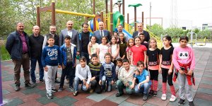 Tekkeköy’deki okullar ve çevreleri güzelleşiyor