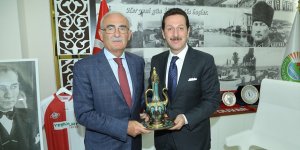 Tok: “Mecliste her zamankinden daha fazla çoğunluğa ihtiyaç var” 