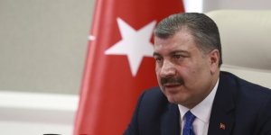 Bakan Koca: Türkiye'deki vaka sayısı dördüncü haftada düşüşe geçti