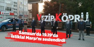 Samsun'da 19.19'da İstiklal Marşı'nı seslendirdi