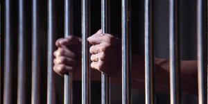 Tüfekle büfeciyi öldüren zanlıya 25 yıl hapis 