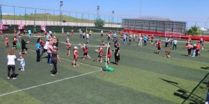 Voleybol kış spor okulları sona erdi