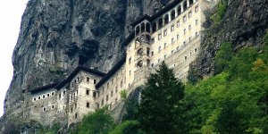 Sümela Manastırı'ndaki restorasyon çalışmaları 2,5 yıldır sürüyor