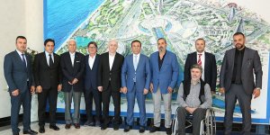 Uyanık’tan Genç’e ziyaret