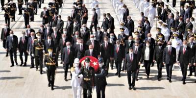 Cumhurbaşkanı Erdoğan Büyük Zafer’in 99’uncu yıl dönümünde Anıtkabir’de