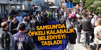 Samsun'da öfkeli kalabalık belediyeyi taşladı - samsun haber