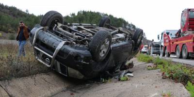 Otomobil takla atarak ters döndü  Sürücünün burnu bile kanamadı - samsun haber
