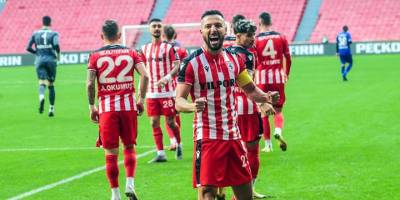 Samsunsporlu Yasin Öztekin 10 golle krallık yarışında - samsun haber