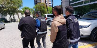 Samsun'da ele geçen 19 suikast tabancasıyla ilgili 2 kişi tutuklandı