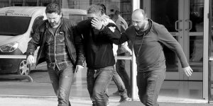 Afyon sakızı ile yakalanan İranlı tutuklandı