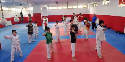 Canik’te gençler sporla buluşuyor