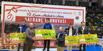 Tekkeköy’de satrancın ustaları ödüllendirildi