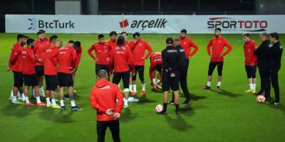A Milli Takım, İskoçya ve Çekya hazırlıklarına başladı