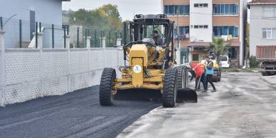 Tekkeköy'de bir okulun daha çevre düzenlemesi bitti