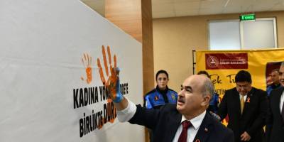 Vali Dağlı'dan kadınlara KADES hatırlatması 'Tek tuşla güvenlik güçlerimize ulaşabilirler'