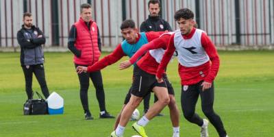 Samsunspor'un  Malatyaspor mesaisi başladı - samsun haber