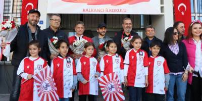 Samsunspor'un  efsane isimleri minik taraftarlarla buluştu - samsun haber