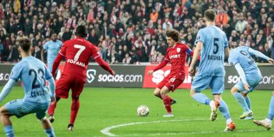 Samsunspor liderlik koltuğunda: Samsunspor: 2 – Erzurumspor FK: 1