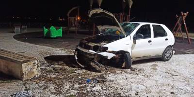 Samsun'da korku dolu anlar Otomobil çocuk parkına daldı: 2 yaralı - samsun haber