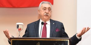 Palandöken: “Türkçe tabelalara vergi muafiyeti getirilmeli”