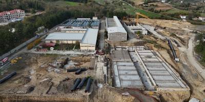 Selahattin Ereren İçme Suyu Arıtma Tesisi 2. Kademe inşaatını meclis üyeleriyle birlikte yerinde inceleyen Samsun Büyükşehir Belediye Başkanı Halit Doğan, "Bu dev yatırımla beraber Samsun'umuzun dört bir yanında da