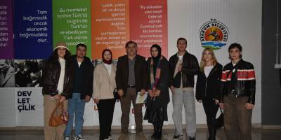 Atakum’da düzenlenen panelde konuşan   akademisyenler tarımsal toprakların hızla azaldığına dikkat çektiler