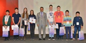 Samsun Valisi Kaymak : Çocuklarımızı proje ve çözüm üretebilen bir yaklaşımla yetiştirmeliyiz