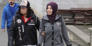 Kocası ile yakalanan FETÖ'nün sohbet ablası hakim karşısında