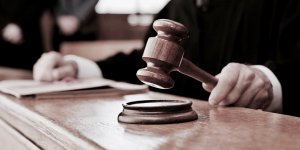 'ByLock' kullandığı iddia edilen doktora 6 yıl 3 ay hapis