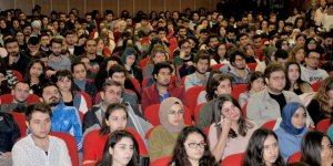 Mimar Noyan Umur Vural geleceğin mimarlarıyla buluştu