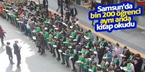 Samsun'da bin 200 Öğrenci Aynı Anda Kitap Okudu