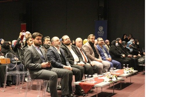 baskan-demirtas-mukaddes-degerler-icin-can-veren-sehitlerimizi-rahmetle-aniyorum5.jpg