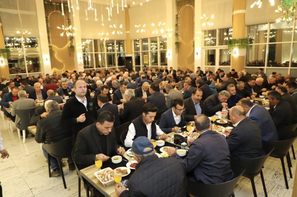 carsamba-muhtarlar-iftarda-bulustu-samsun-haber8.jpg