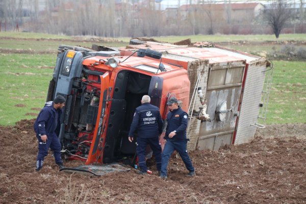 eskisehirde-trafik-kazasi-olu-ve-yaralilar-var2.jpg