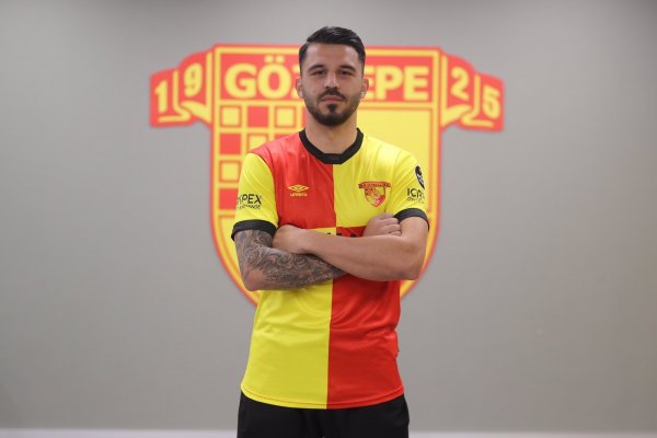 galatasaray-4-futbolcu-transfer-etti4.jpg