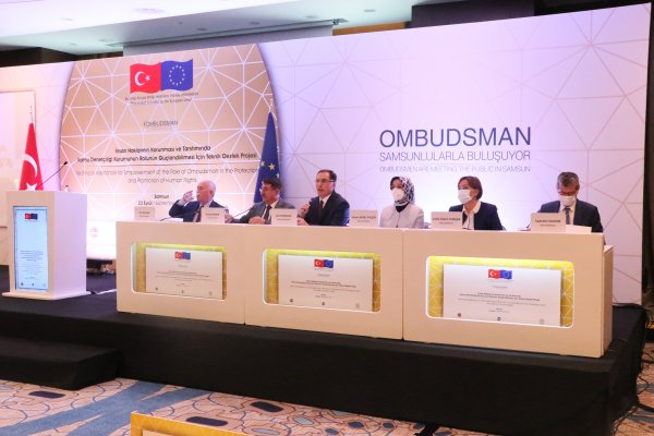 malkoc-samsunda-ombudsman-halkla-bulusuyor-programina-katildi-samsun-haber2.jpg