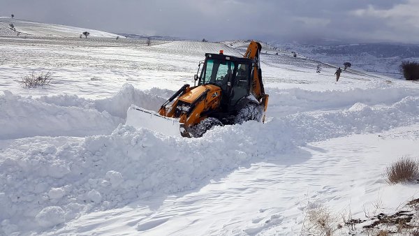 samsun-ve-cevre-illerde-502-yerlesim-birimine-ulasilamiyor.jpg