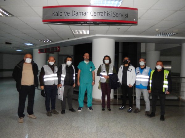 samsunda-doktorlardan-beyaz-nobet-eylemi-samsun-haber5.jpeg