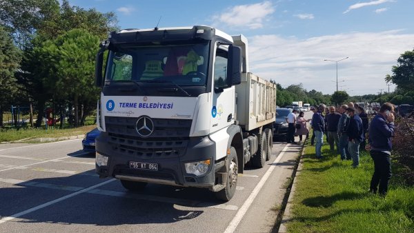 samsunda-zincirleme-trafik-kazasi-samsun-haber2.jpg