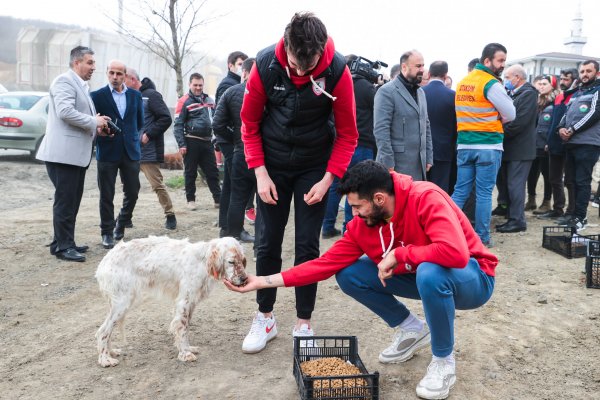 samsunspor-anlamli-etkinlige-eslik-etti-samsun-haber-2.jpg