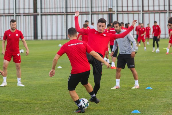 samsunspor-balikesirspora-hazirlaniyor-samsun-haber2.jpg