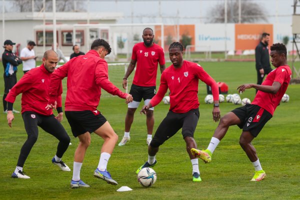 samsunspor-bandirmaspora-hazir-samsun-haber5.jpg