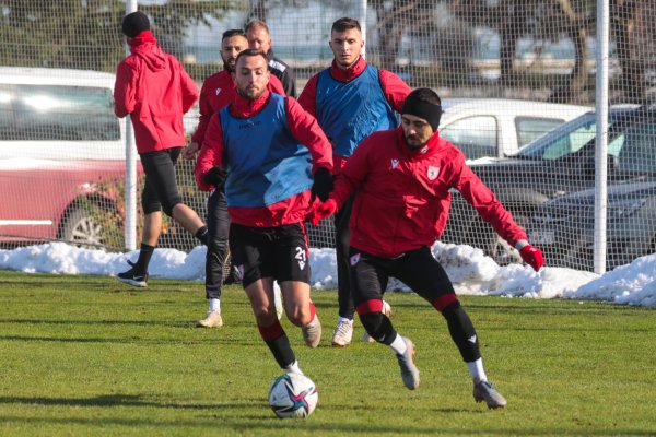 samsunspor-calismalara-ara-vermiyor-samsun-haber2-2.jpg