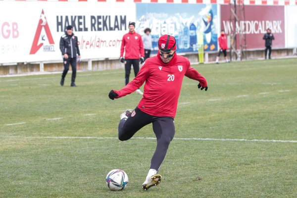 samsunspor-calismalara-ara-vermiyor-samsun-haber4.jpg