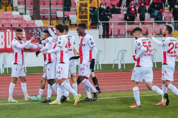 samsunspor-deplasmandan-3-puanla-dondu-samsun-haber3.jpg