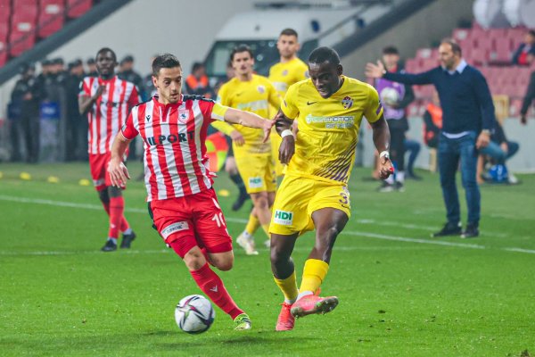 samsunspor-evinde-berabere-kaldi-samsun-haber4.jpg