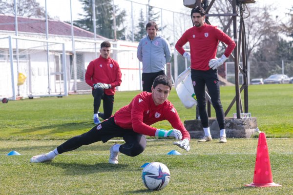 samsunspor-umraniyespor-maci-hazirliklarina-basladi-samsun-haber5.jpg